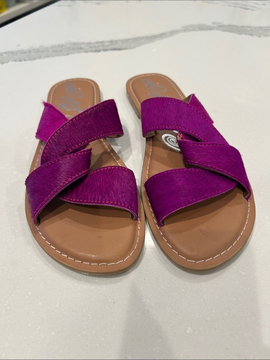 naughty monkey Shoes - naughty monkey Fuchsia Crisscross Slide Sandals